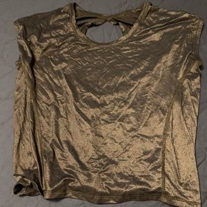 Lululemon gold top